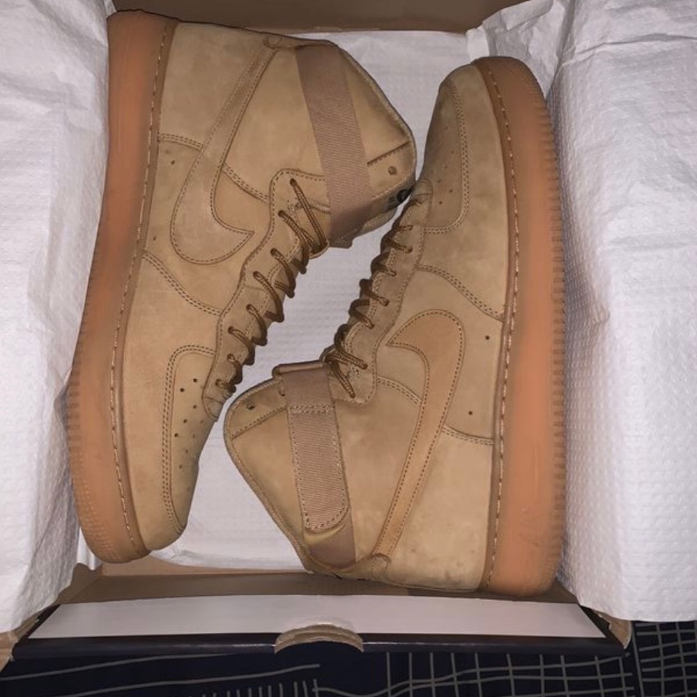 Nike Air Force 1 High Flax “Wheat” Size 13